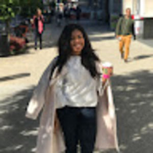 Meet your Posher, Amber